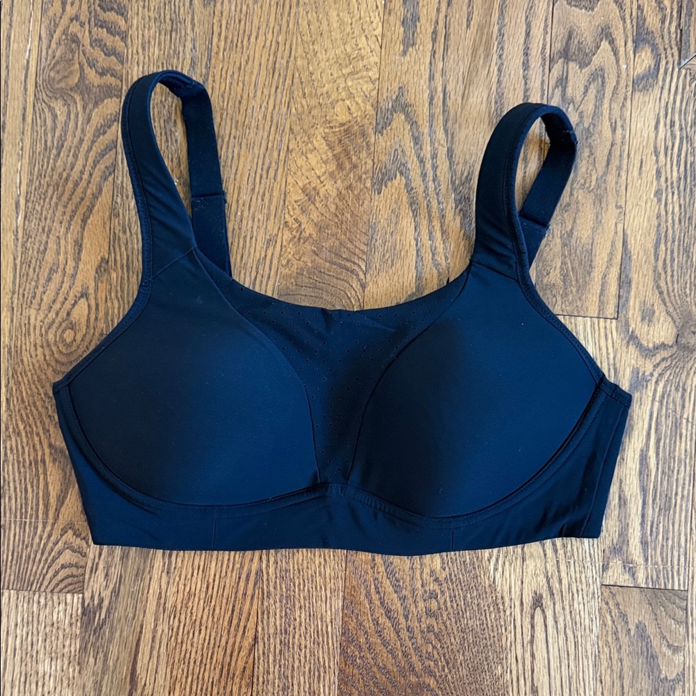 lululemon athletica Black Wireless Support Bra